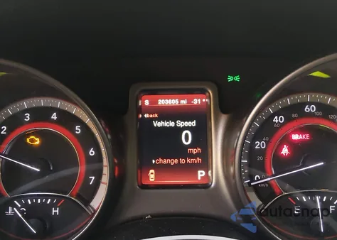 2017 Dodge Journey Crossroad Plus z USA, uszkodzony, nr VIN 3C4PDCGG6HT633575